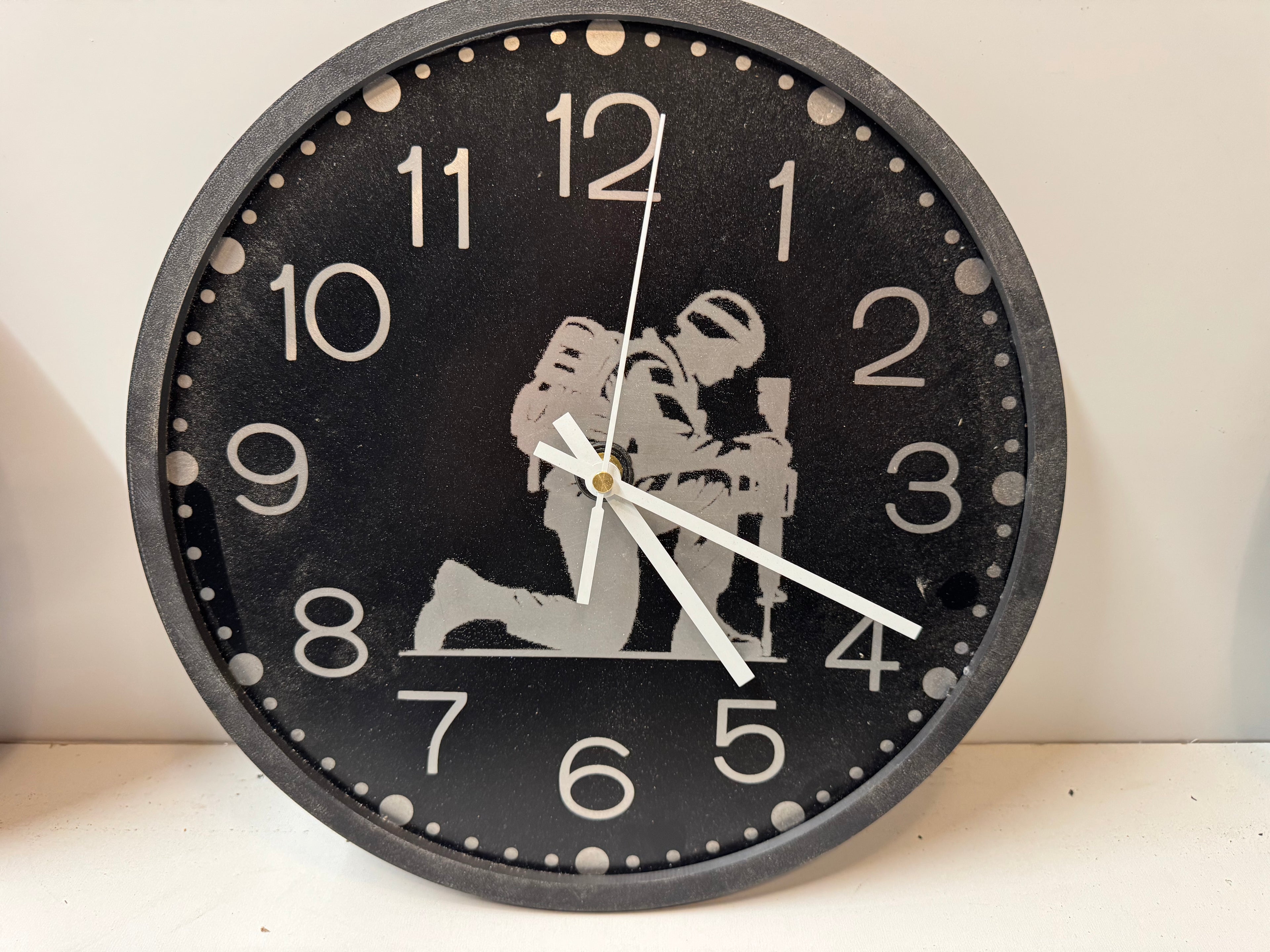 Fallen Soldier Clock